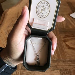 Juicy couture necklace